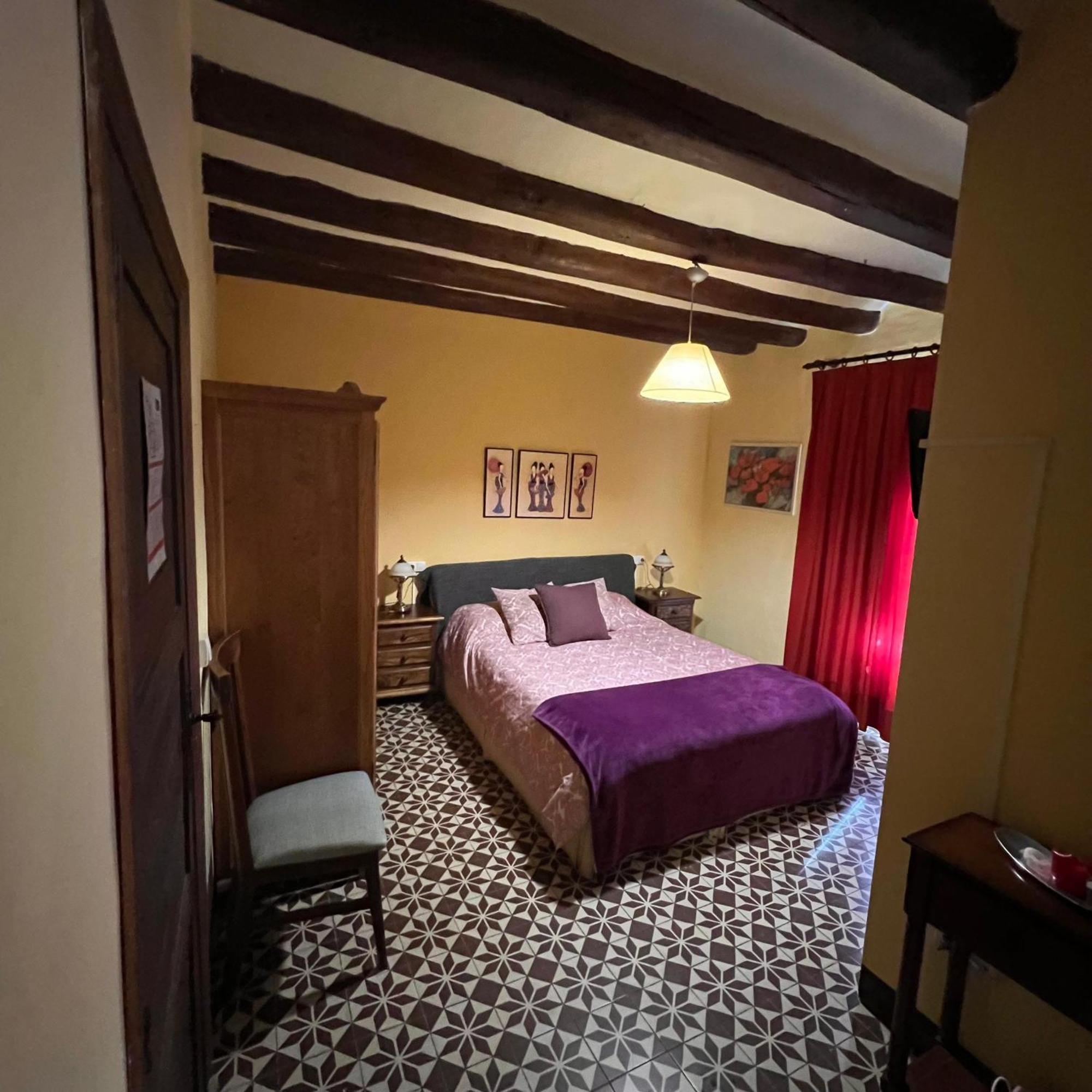 Posada Abadia De Siétamo 外观 照片