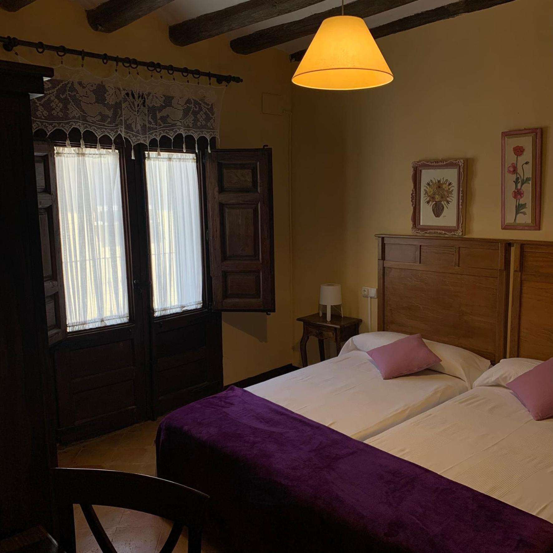 Posada Abadia De Siétamo 外观 照片