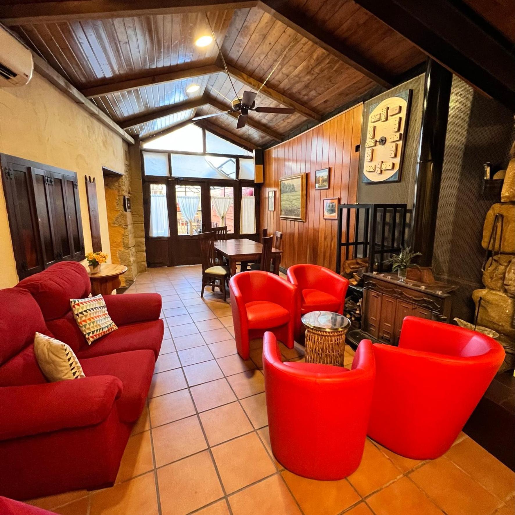 Posada Abadia De Siétamo 外观 照片
